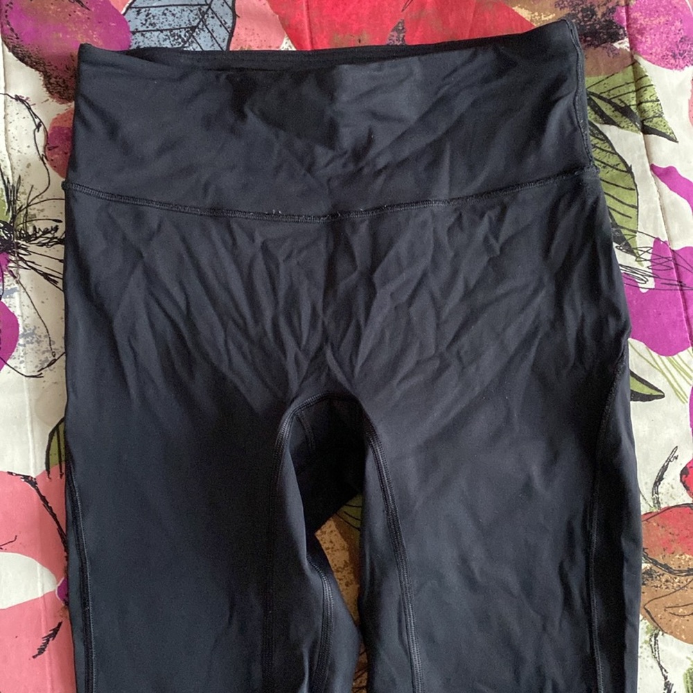 Lululemon Run The Day Crop - Picture 7 of 12